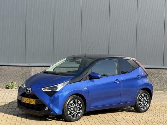 Toyota AYGO 1.0 VVT-i x-clusiv