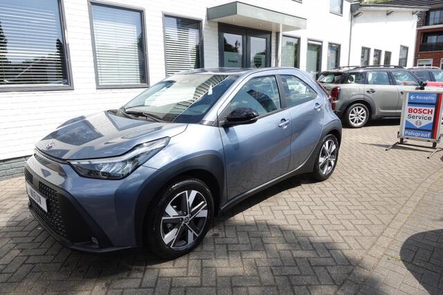 Toyota AYGO HYBRID 115 ENVY Automaat Hybrid