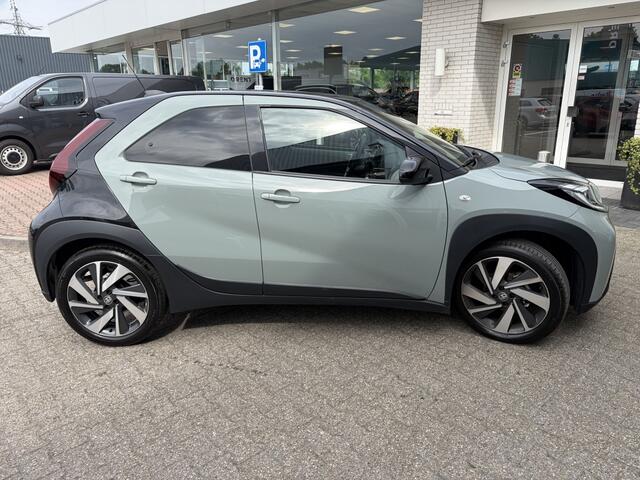 Toyota AYGO X 1.0 VVT-i MT Envy | Sensoren | V/A | Apple Carplay/ Android auto