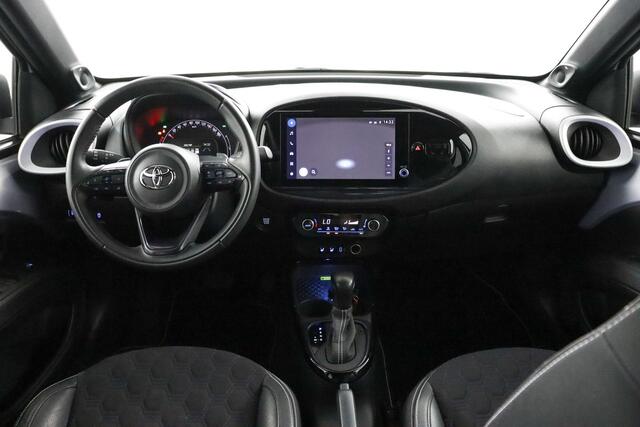 Toyota AYGO X 1.0 VVT-i S-CVT JBL | Automaat | Apple Carplay/Android Auto | Parkeersensoren | Stoelverwarming | Leer | JBL Audio |