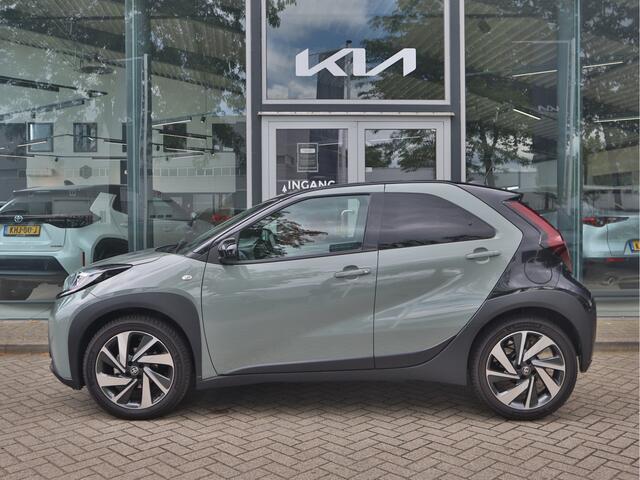 Toyota AYGO X 1.0 VVT-i S-CVT Envy CVT Automaat Navigatie | Climate Control | Draadloze oplader | Two Tone