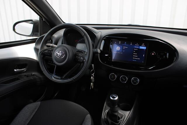 Toyota AYGO X 1.0 VVT-i MT Play | Incl. 12 maanden garantie | Adaptieve cruise control | Apple carplay/Android auto | DAB radio | Airco | Groot scherm | Parkeercamera |