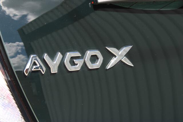Toyota AYGO X 1.0 VVT-i MT Play | Incl. 12 maanden garantie | Adaptieve cruise control | Apple carplay/Android auto | DAB radio | Airco | Groot scherm | Parkeercamera |
