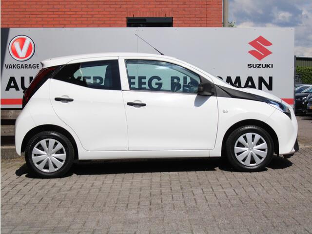 Toyota AYGO 1.0 VVT-i x-fun