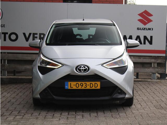 Toyota AYGO 1.0 VVT-i x-play