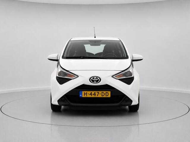 Toyota AYGO 1.0 VVT-i x-play Limited