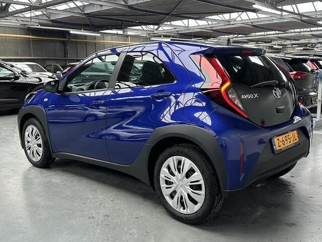 Toyota AYGO X 1.0 VVT-i S-CVT Play