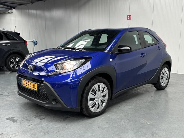 Toyota AYGO X 1.0 VVT-i S-CVT Play