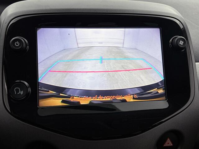 Toyota AYGO 1.0 VVT-i x-play | Climate Control | Achteruitrijcamera |