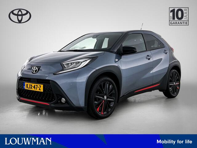Toyota AYGO X 1.0 VVT-i MT Undercover Premium | Parkeersensoren V+A | JBL-Audio | Stoelverwarming | Onderweg-naar-dealer