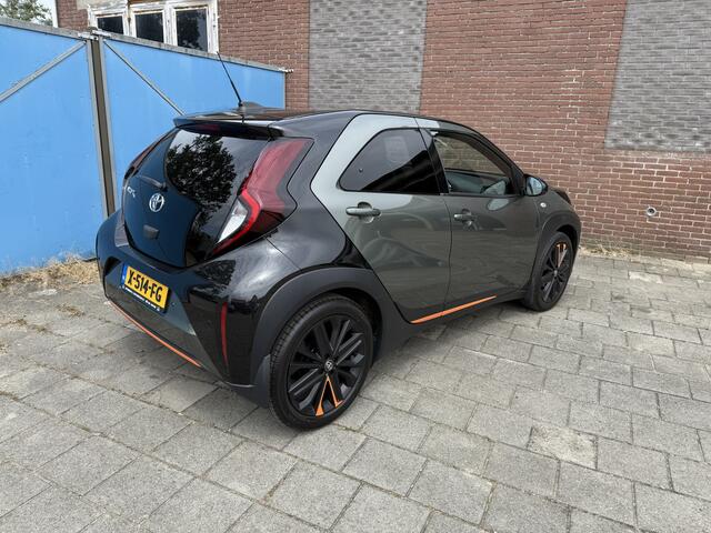 Toyota AYGO X 1.0 VVT-i S-CVT Limited Keyless entry- en starten, Draadloos telefoonopladen