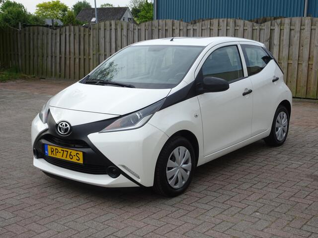 Toyota AYGO 1.0 VVT-i x-fun Airco, elektrische ramen, centrale vergrendeling, enz.