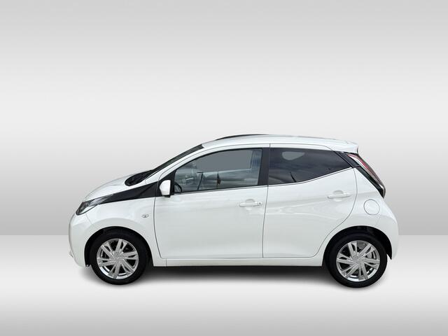 Toyota AYGO 1.0 VVT-i x | achteruitrijcamera | airco | 15 inch allseason | zuinig |