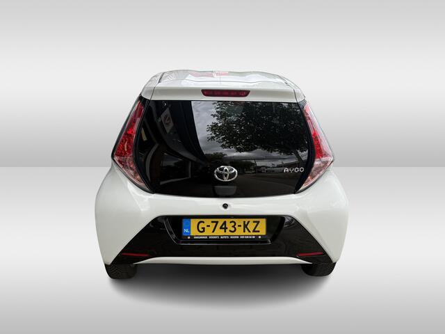 Toyota AYGO 1.0 VVT-i x | achteruitrijcamera | airco | 15 inch allseason | zuinig |