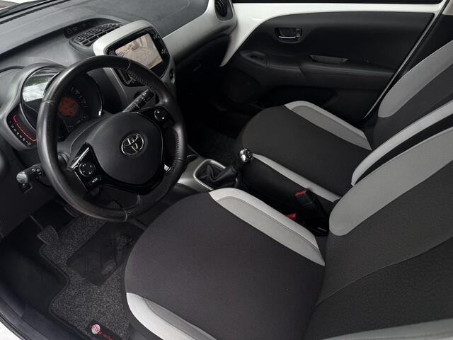 Toyota AYGO 1.0 VVT-i x | achteruitrijcamera | airco | 15 inch allseason | zuinig |