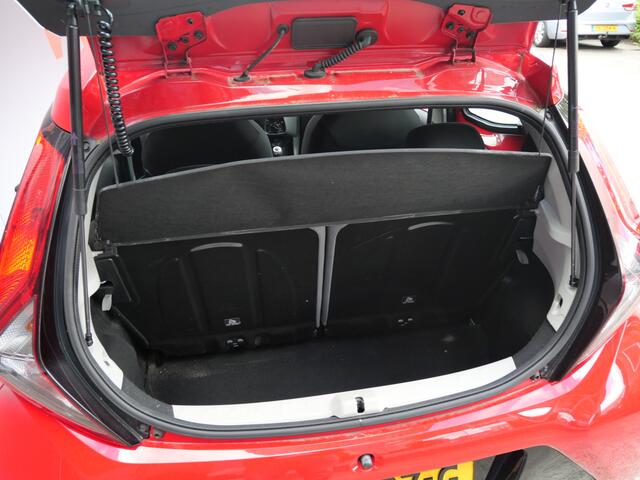Toyota AYGO 1.0 VVT-i X-PLAY | CAMERA | CARPLAY | NAVIGATIE | ALL-SEASON | APK 03-2027!!