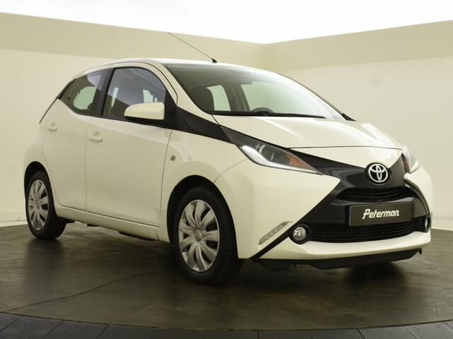 Toyota AYGO 1.0 VVT-i x-play | Carplay | Camera | Airco