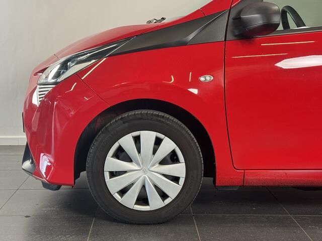 Toyota AYGO 1.0 VVT-i x-fun