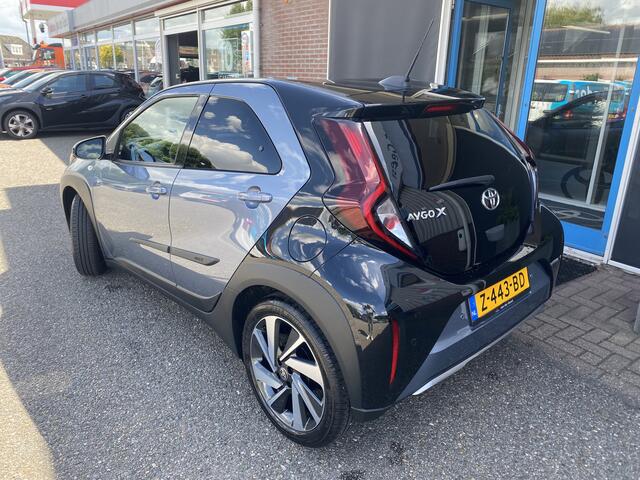 Toyota AYGO X 1.0 VVT-i S-CVT Envy
