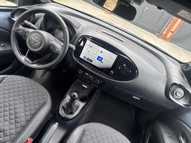 Toyota AYGO X 1.0 VVT-i MT Premium | 06-10141018 Voor meer informatie