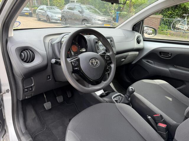 Toyota AYGO 1.0 VVT-i x-fun l Airco l Bluetooth