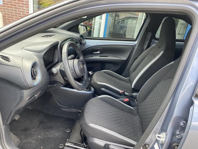 Toyota AYGO X 1.0 VVT-i MT Team D Bi-Tone Apple Carplay Android Auto