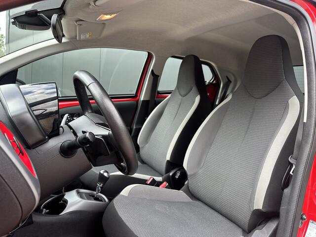 Toyota AYGO 1.0 VVT-i x-play | Lane assist | Camera