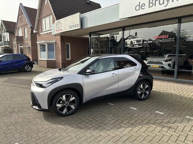 Toyota AYGO X Hybrid 115 pulse + EASY PACK