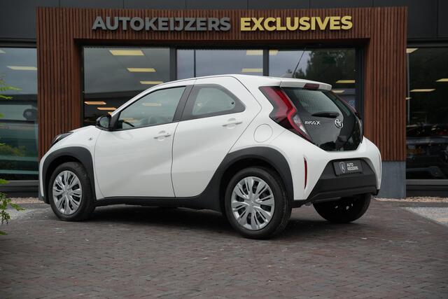 Toyota AYGO X 1.0 VVT-i MT
