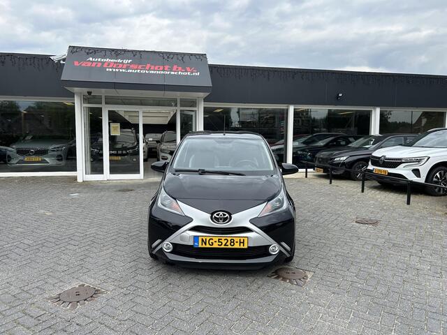Toyota AYGO 1.0 VVT-i x-sport