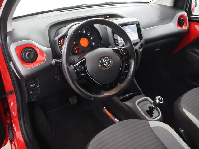Toyota AYGO 1.0 VVT-i x-play | LED | Navigatie | Automaat | Camera | DAB | Apple CarPlay/Android Auto | Airconditioning | Bluetooth |