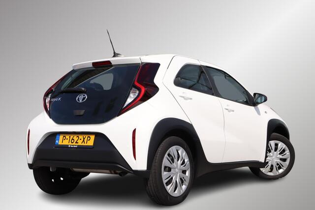 Toyota AYGO X 1.0 VVT-i MT Play