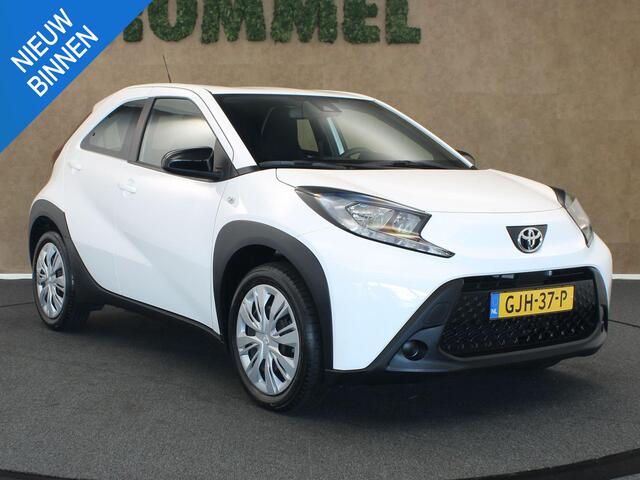 Toyota AYGO X 1.0 VVT-i MT Play - ORIGINEEL NEDERLANDSE AUTO - AFKOMSTIG VAN 1E EIGENAAR - ADAPTIEVE CRUISE CONTROL - CAMERA - AIRCO - APPLE CARPLAY/ ANDROID AUTO - ELEKTRISCHE RAMEN VOOR