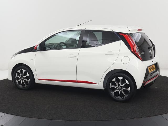 Toyota AYGO 1.0 VVT-i x-joy | Trekhaak | Camera | DAB | Automaat | Carplay | Climate control | Cruise control | LED