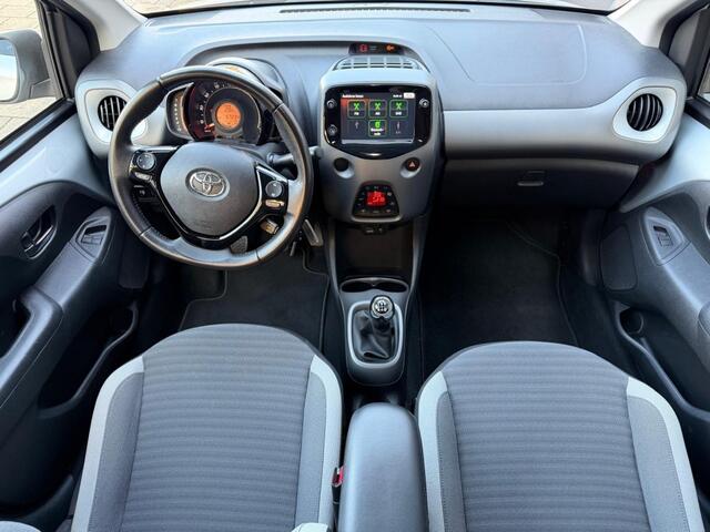 Toyota AYGO 1.0 VVT-I X-JOY Carplay Camera Climat control