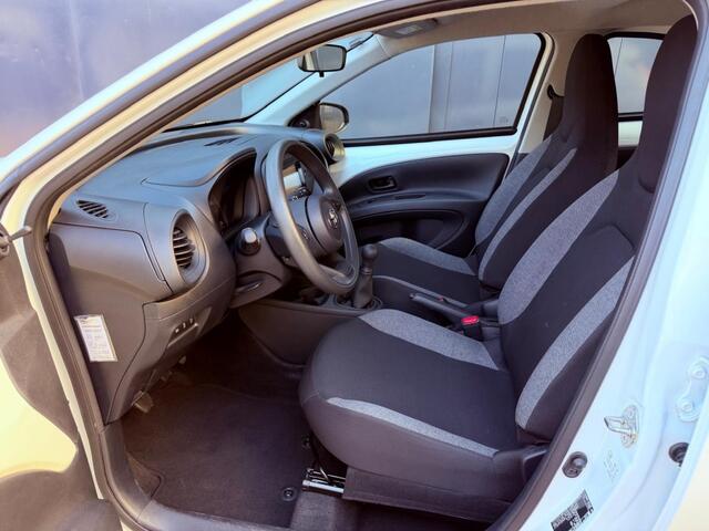 Toyota AYGO 1.0 Airco DAB/Carplay/Adaptive cruise