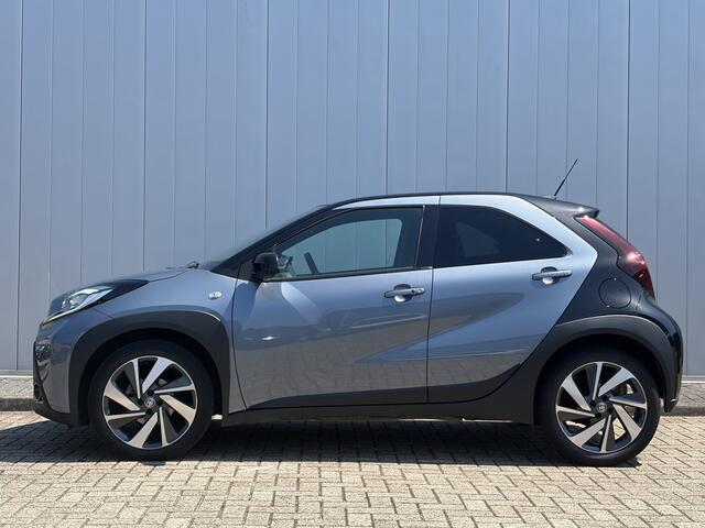Toyota AYGO X 1.0 VVT-i S-CVT Envy Limited Automaat Keyless Stoelverwarming Parkeersensoren Navi Clima Cruise AUTO MOET NOG OP DE FOTO!!
