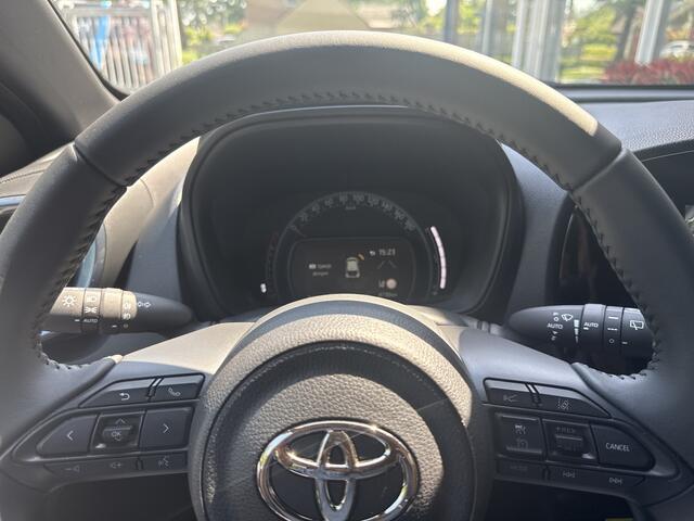 Toyota AYGO X 1.0 VVT-i MT Pulse - PDC v+a | ACC | Camera | Stoelverw. | CarPlay | LED | All Season