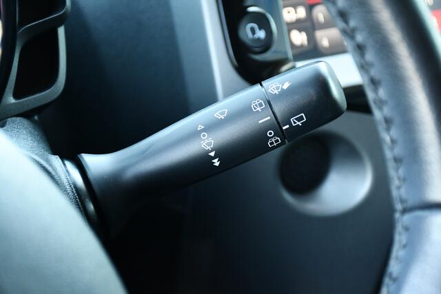 Toyota AYGO 1.0 VVT-i x-joy 5-deurs 72pk | Climate Control | Lichtmetalen velgen 15" | Achteruitrijcamera |