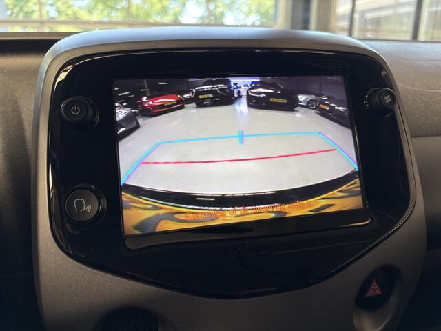 Toyota AYGO 1.0 VVT-i x-joy Airco, Cruise, Cabrio, Carplay Navi