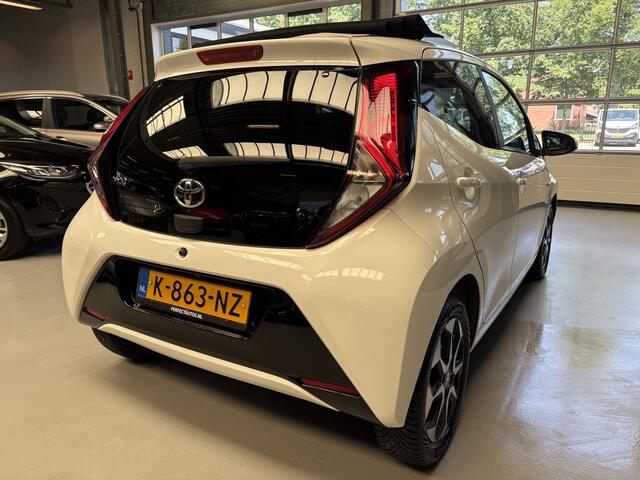 Toyota AYGO 1.0 VVT-i x-joy Airco, Cruise, Cabrio, Carplay Navi