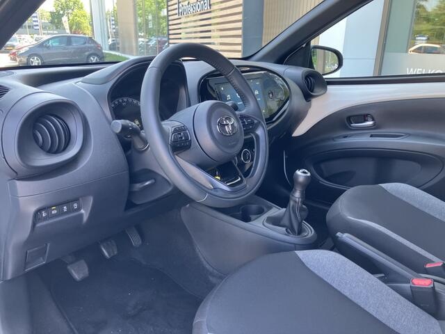 Toyota AYGO X 1.0 VVT-i Play | Apple Car-Play | Camera (16616km)