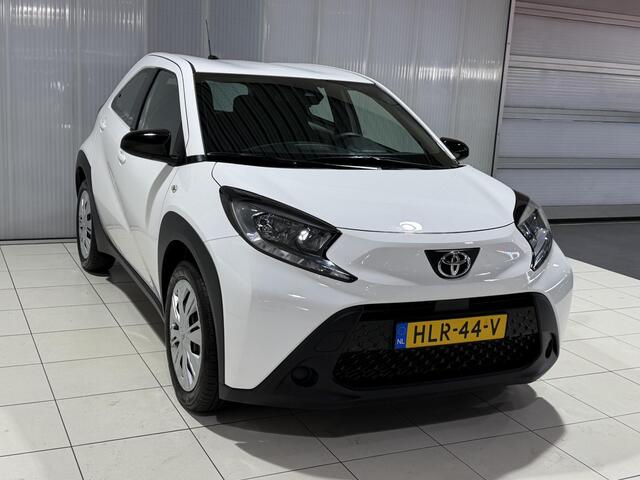 Toyota AYGO X 1.0 VVT-i S-CVT Play
