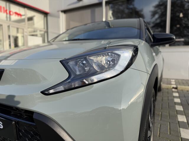 Toyota AYGO X 1.0 VVT-i MT Pulse | GEEN AFLEVERKOSTEN | Apple/Android, Cruise control, Lichtmetalen velgen 17", Voorstoelen verwarmd