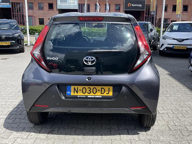 Toyota AYGO 1.0 VVT-i x-fun Parkeersensoren achter