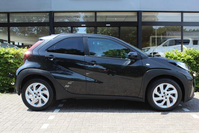 Toyota AYGO X 1.0 VVT-i MT First | Rijklaar | Stoelverw. | Apple/Android | Clima | Adap. cruise