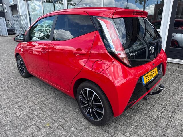 Toyota AYGO 1.0 VVT-i x-play | camera | trekhaak