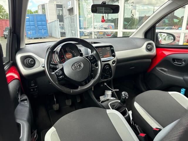 Toyota AYGO 1.0 VVT-i x-play | camera | trekhaak