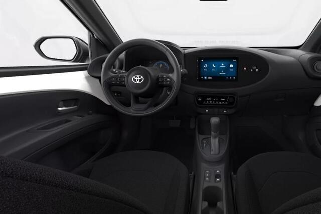 Toyota AYGO X Hybrid 115 Play , 17" lichtmetalen velgen, Nieuw en snel leverbaar (augustus 2026) met ¤1.500 inruilpremie