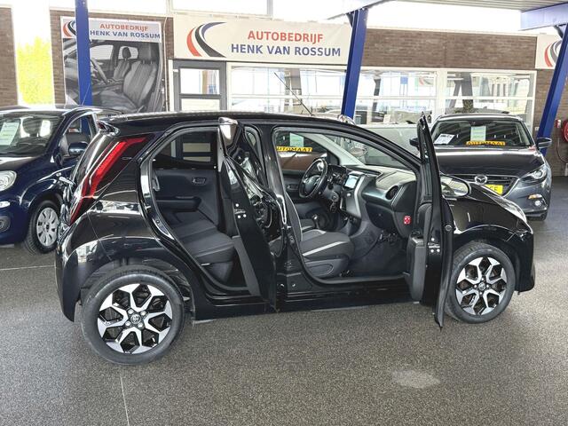 Toyota AYGO 1.0 VVT-i x-joy Climate-control | Carplay | Camera | Cruise | stoelverwarming.